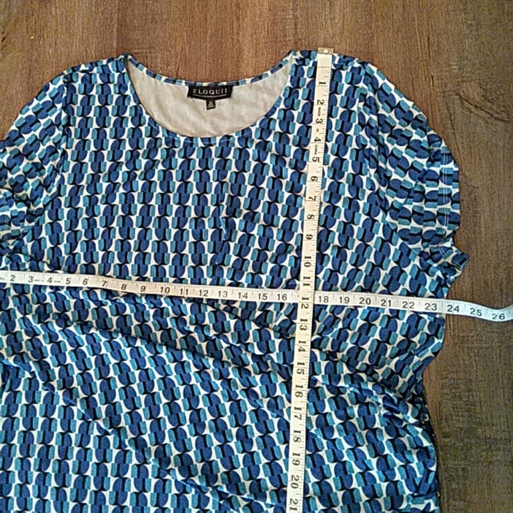 Womens short sleeve dress - Picture 5 of 8